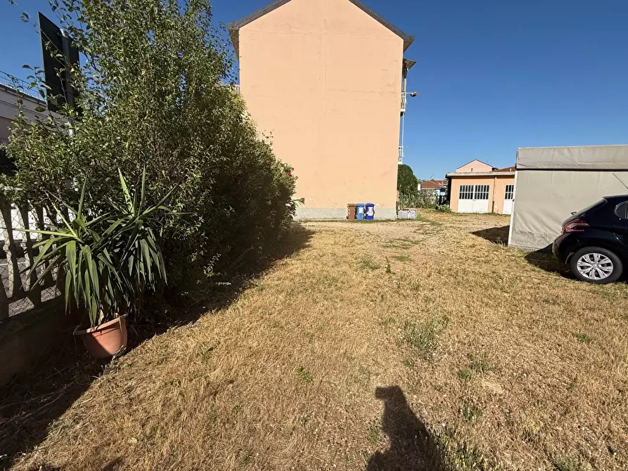 Immagine 1 di Box auto in vendita  in Via Primo Maggio 65 a Almese