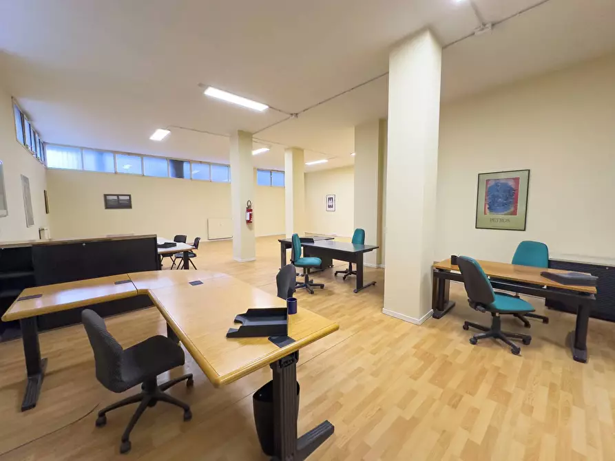 Immagine 6 di Ufficio in affitto  in Via San Pio V 30 bis a Torino