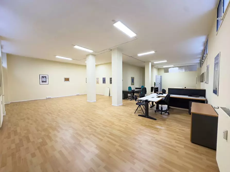 Immagine 5 di Ufficio in vendita  in Via San Pio V 30 bis a Torino
