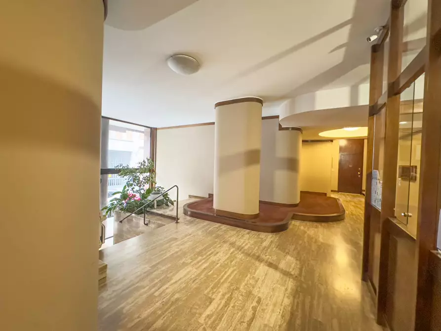 Immagine 2 di Ufficio in vendita  in Via San Pio V 30 bis a Torino