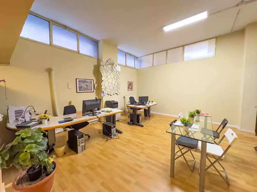 Immagine 13 di Ufficio in vendita  in Via San Pio V 30 bis a Torino