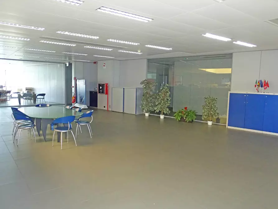 Immagine 5 di Ufficio in affitto  in Via Dell'industria 11 a Chieri