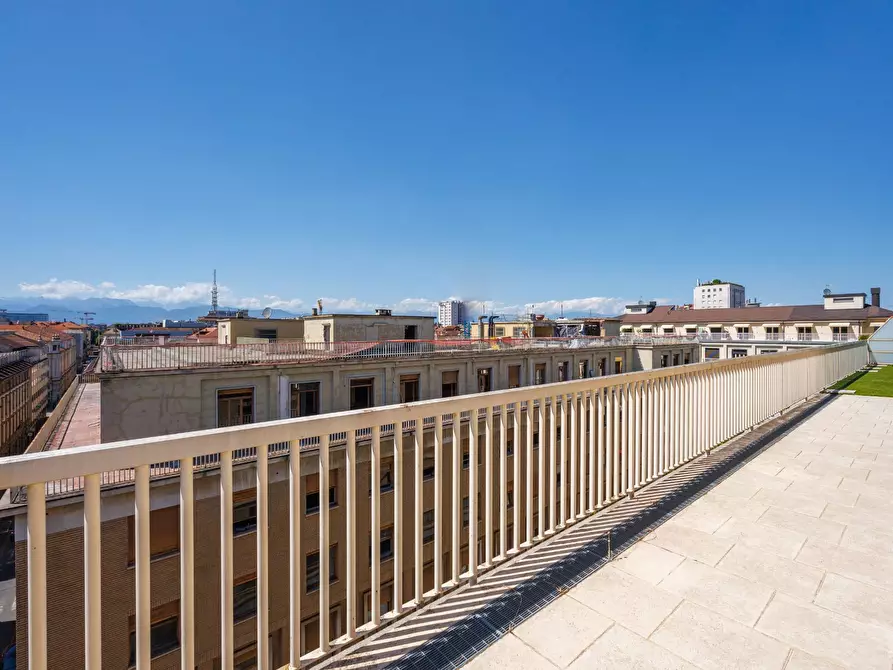 Immagine 28 di Attico in affitto  in Via Dell' Arcivescovado 2 a Torino