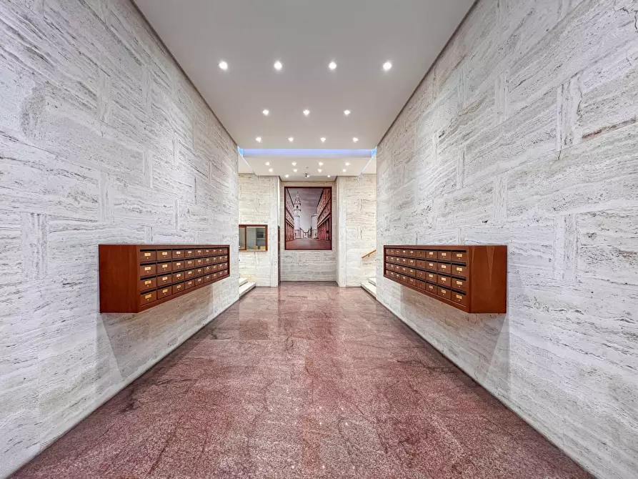 Immagine 48 di Attico in affitto  in Via Dell' Arcivescovado 2 a Torino