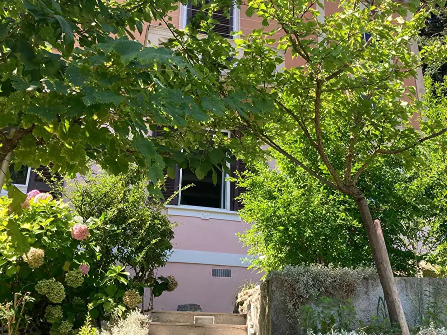 Immagine 34 di Appartamento in vendita  in Strada Comunale Di Cavoretto 70 a Torino