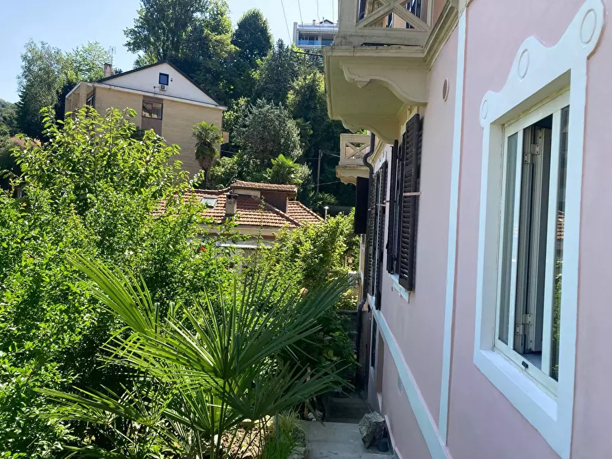 Immagine 38 di Appartamento in vendita  in Strada Comunale Di Cavoretto 70 a Torino