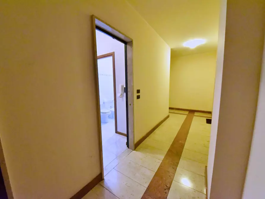 Immagine 10 di Magazzino in vendita  in Via Luigi Pagliani 17 a Torino