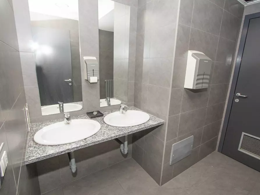 Immagine 9 di Ufficio in affitto  in Via Gioacchino Quarello 19 a Torino