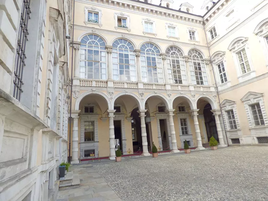 Immagine 3 di Appartamento in affitto  in Via Conte Giambattista Bogino a Torino