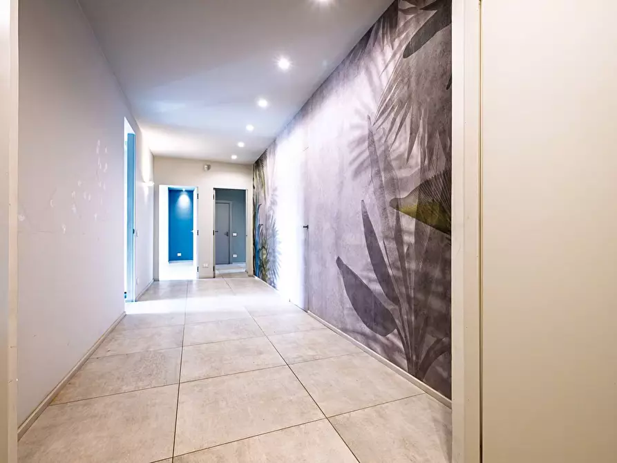 Immagine 12 di Appartamento in vendita  in Via Antonio Canova 47 a Torino