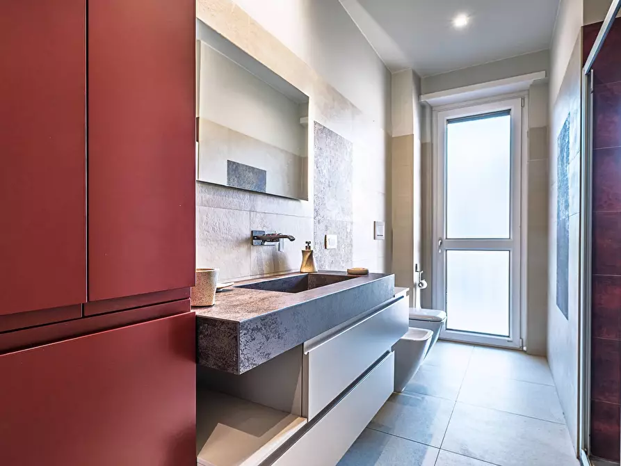 Immagine 13 di Appartamento in vendita  in Via Antonio Canova 47 a Torino