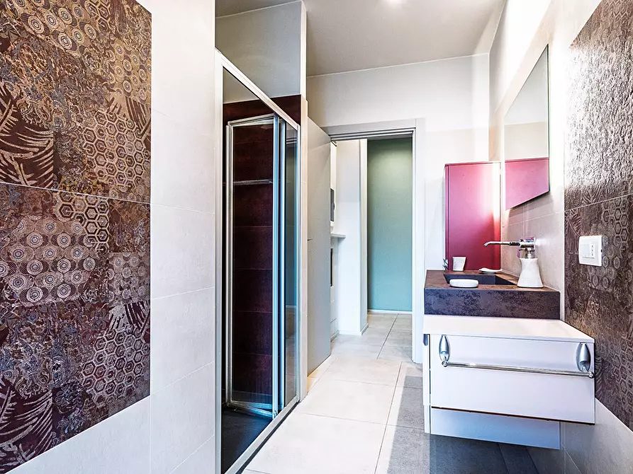 Immagine 14 di Appartamento in vendita  in Via Antonio Canova 47 a Torino