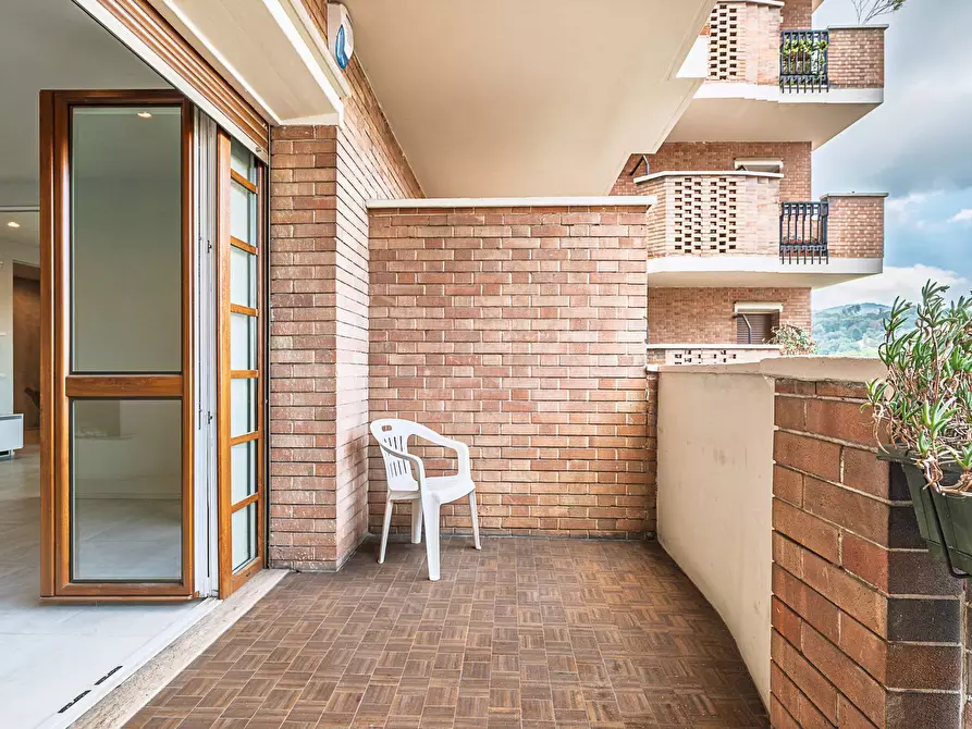 Immagine 34 di Appartamento in vendita  in Via Antonio Canova 47 a Torino