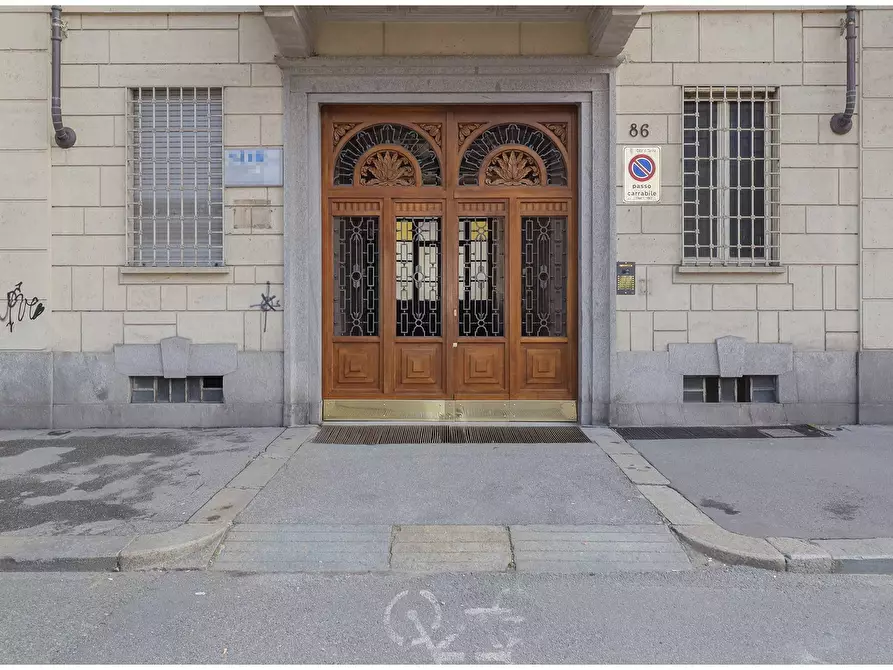 Immagine 15 di Loft/Open space in vendita  in Corso Lecce 86 a Torino