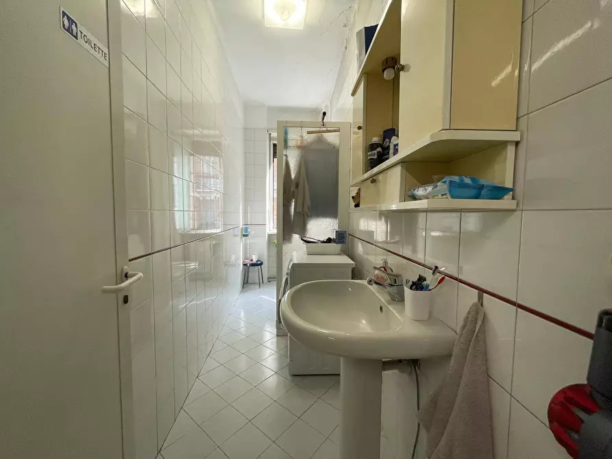 Immagine 13 di Appartamento in vendita  in Via Valentino Carrera 64 a Torino