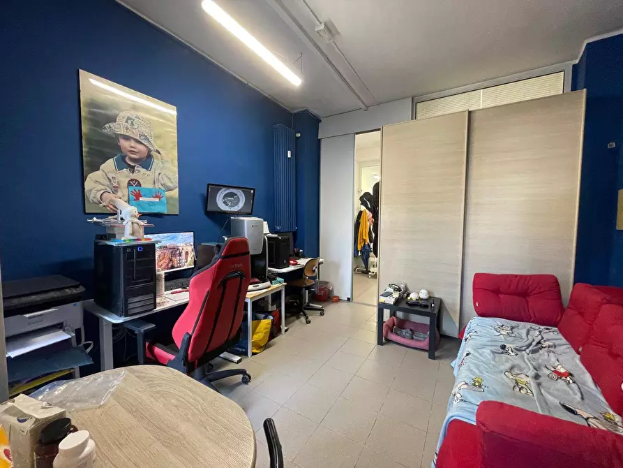 Immagine 11 di Appartamento in vendita  in Via Valentino Carrera 64 a Torino