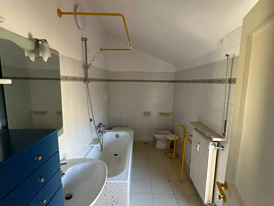 Immagine 17 di Appartamento in vendita  in VIA PRAZZO 4 a Cuneo