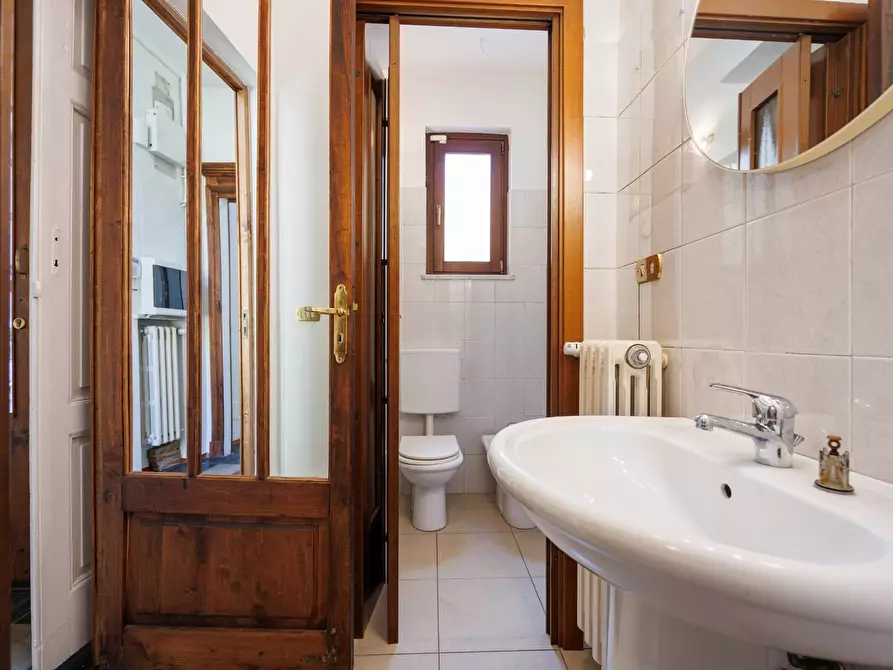 Immagine 14 di Ufficio in affitto  in Via Sommariva 26 a Torino