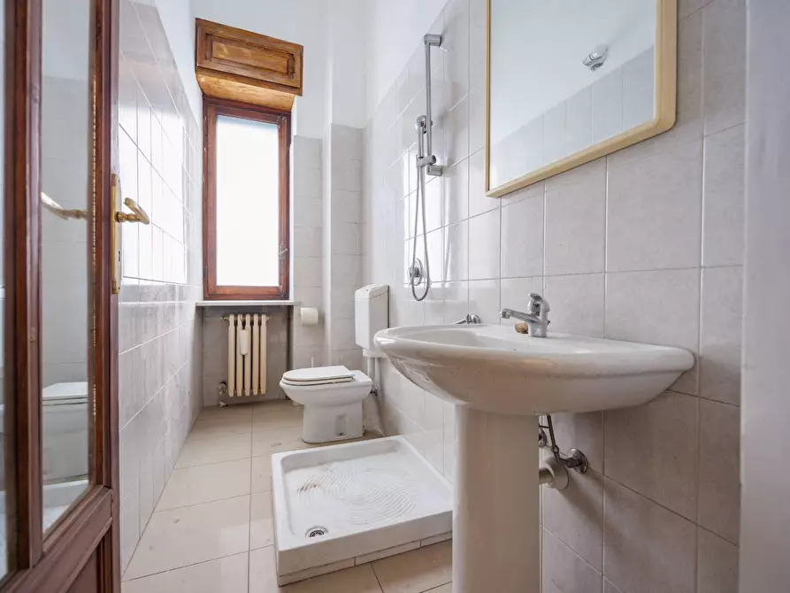 Immagine 23 di Ufficio in affitto  in Via Sommariva 26 a Torino