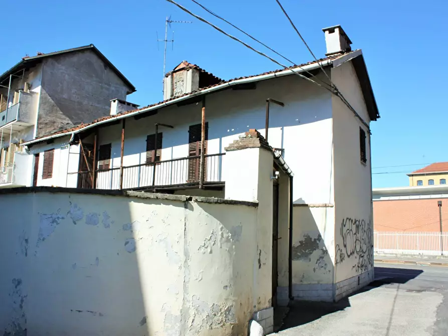 Immagine 6 di Casa indipendente in vendita  in Via Passo Buole 75 a Torino