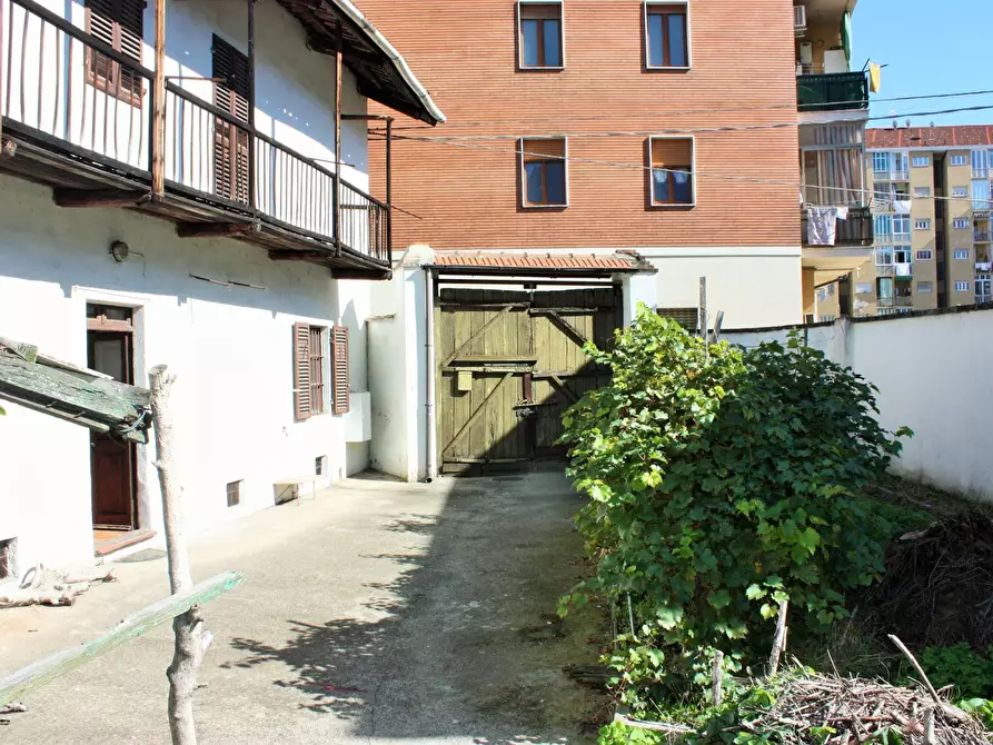 Immagine 10 di Casa indipendente in vendita  in Via Passo Buole 75 a Torino