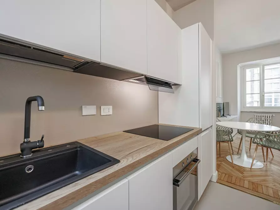 Immagine 6 di Appartamento in affitto  in Via Maria Vittoria a Torino