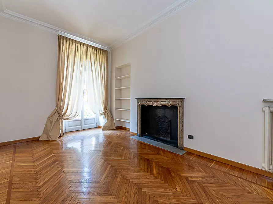 Immagine 2 di Appartamento in vendita  in Corso Palestro 13 a Torino