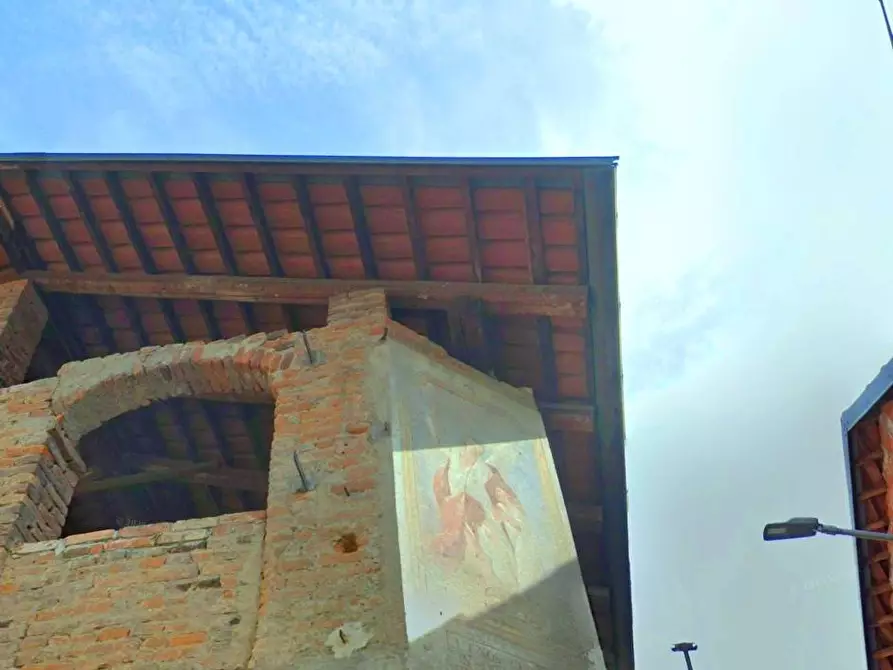 Immagine 1 di Palazzo in vendita  in Via Donalisio 5 a Mathi