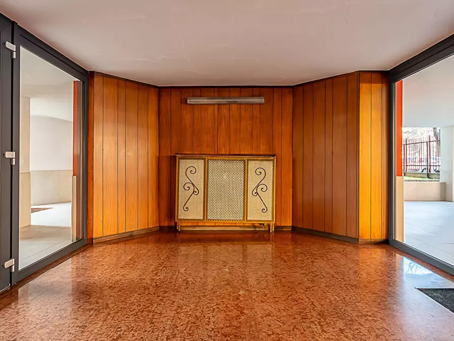 Immagine 4 di Appartamento in vendita  in Via San Remo 2 a Torino