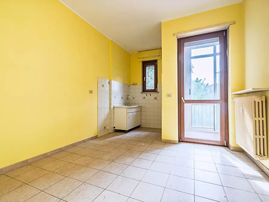 Immagine 10 di Appartamento in vendita  in Via San Remo 2 a Torino