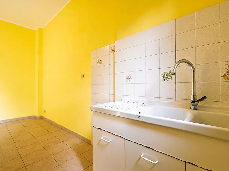 Immagine 14 di Appartamento in vendita  in Via San Remo 2 a Torino