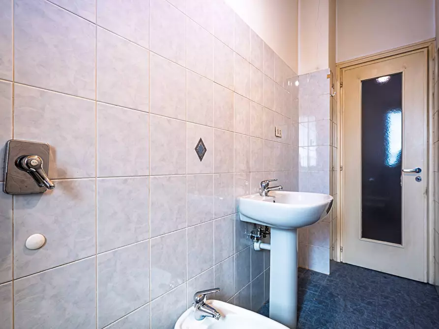 Immagine 31 di Appartamento in vendita  in Via San Remo 2 a Torino