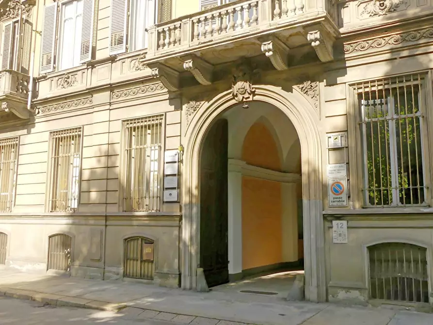 Immagine 8 di Ufficio in affitto  in Corso Re Umberto 12 a Torino