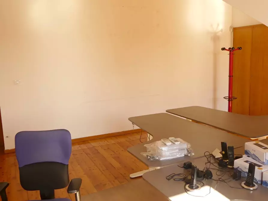 Immagine 3 di Ufficio in affitto  in Corso Re Umberto 12 a Torino
