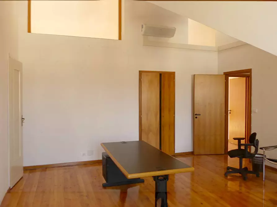 Immagine 5 di Ufficio in affitto  in Corso Re Umberto 12 a Torino