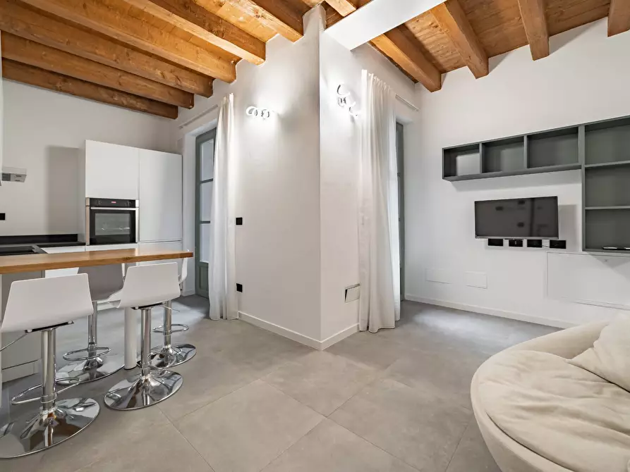 Immagine 2 di Appartamento in affitto  in Via Bonaventura Zumbini 39 a Milano