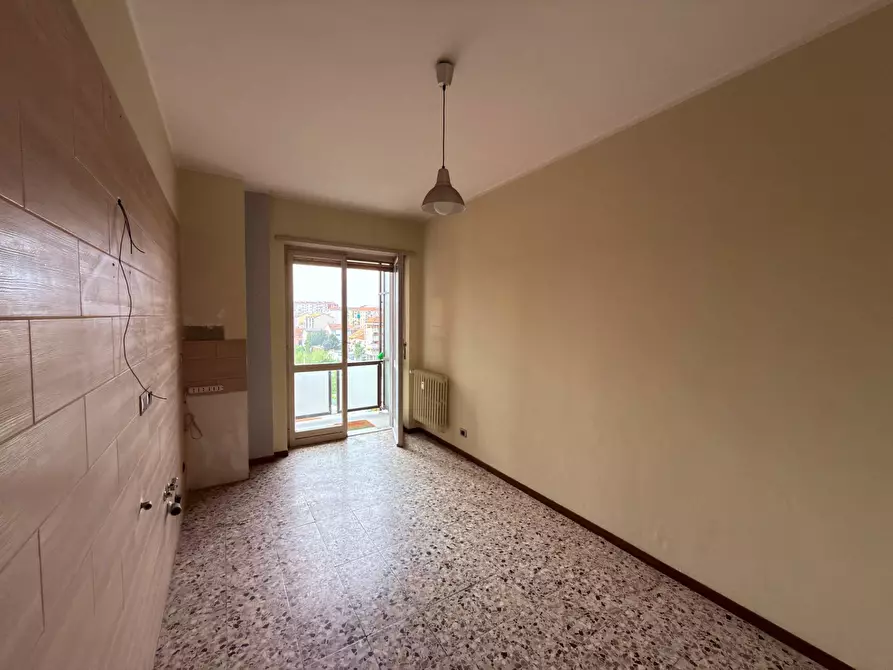 Immagine 6 di Appartamento in vendita  in Largo Toscana 50 a Torino