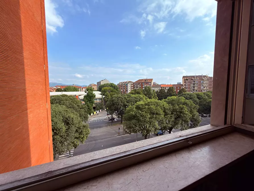 Immagine 32 di Appartamento in vendita  in Largo Toscana 50 a Torino