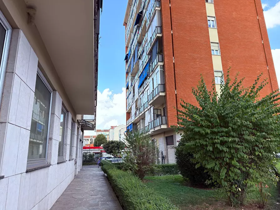 Immagine 35 di Appartamento in vendita  in Largo Toscana 50 a Torino