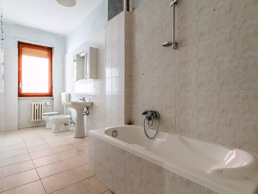 Immagine 5 di Appartamento in vendita  in strada Torino 15 a Beinasco