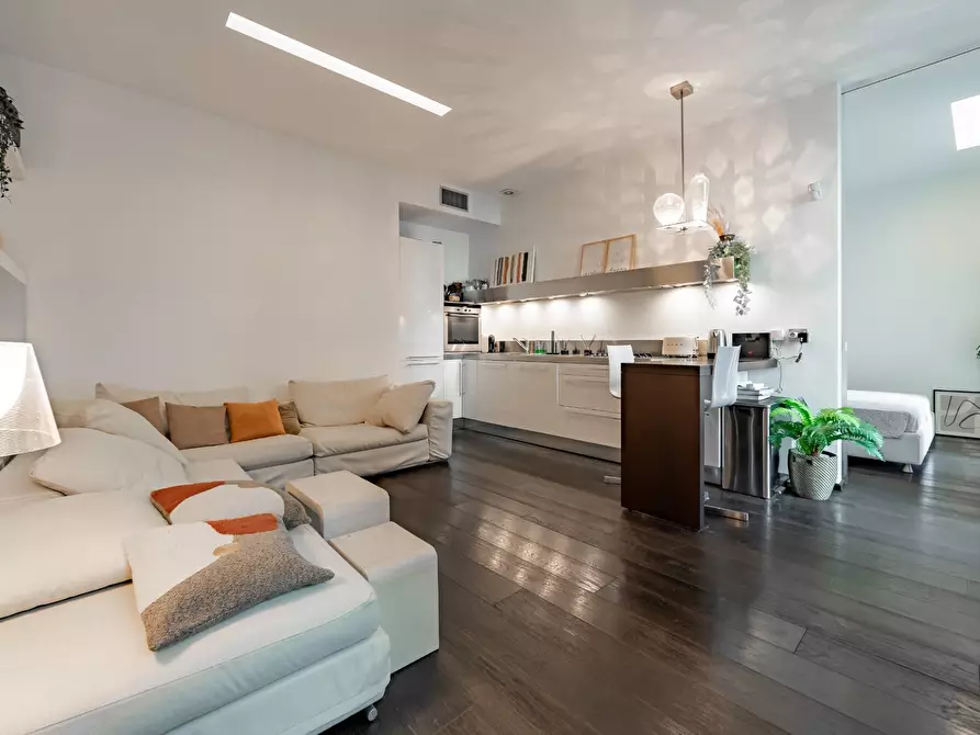 Immagine 1 di Appartamento in affitto  in Via Della Moscova 47 a Milano