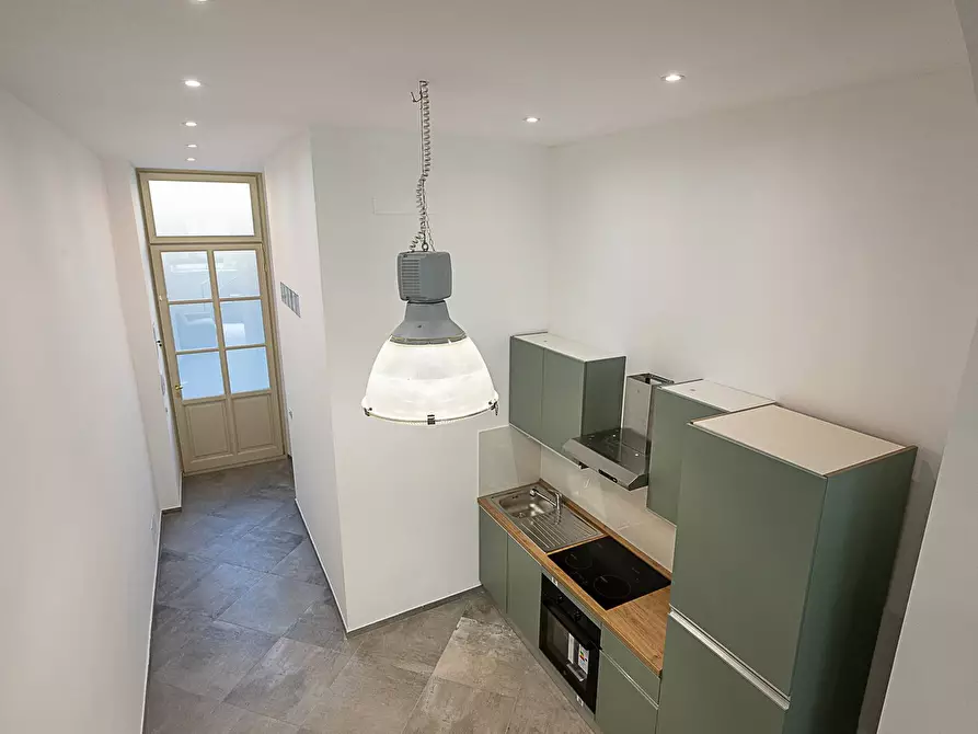 Immagine 11 di Loft/Open space in vendita  in Via Bellini 6 a Torino