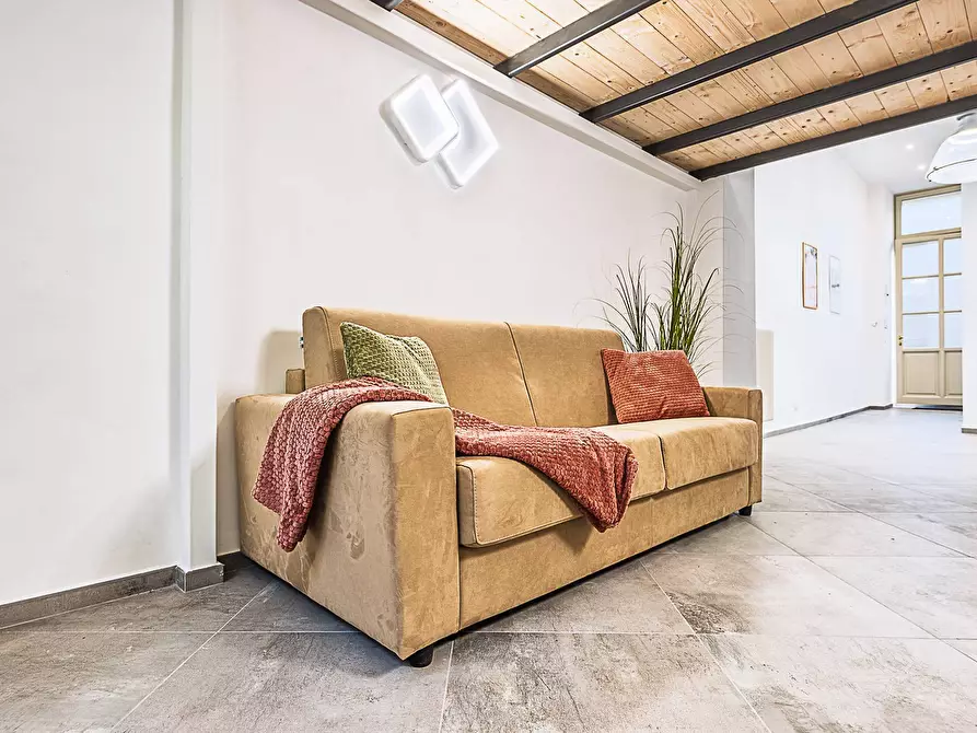 Immagine 14 di Loft/Open space in vendita  in Via Bellini 6 a Torino