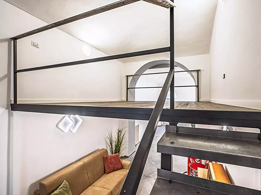 Immagine 17 di Loft/Open space in vendita  in Via Bellini 6 a Torino