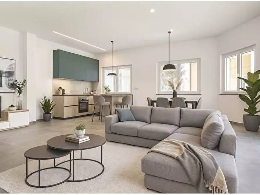 Immagine 1 di Loft/Open space in vendita  in Corso Lecce 86 a Torino