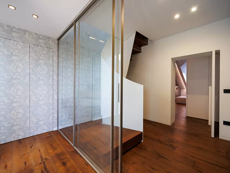 Immagine 12 di Attico in affitto  in Corso Giacomo Matteotti a Torino