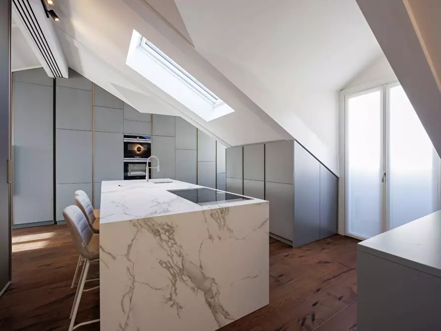 Immagine 18 di Attico in affitto  in Corso Giacomo Matteotti a Torino