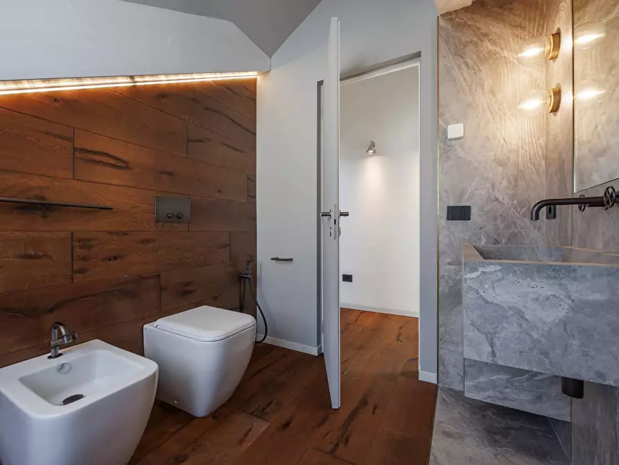 Immagine 14 di Attico in affitto  in Corso Giacomo Matteotti a Torino