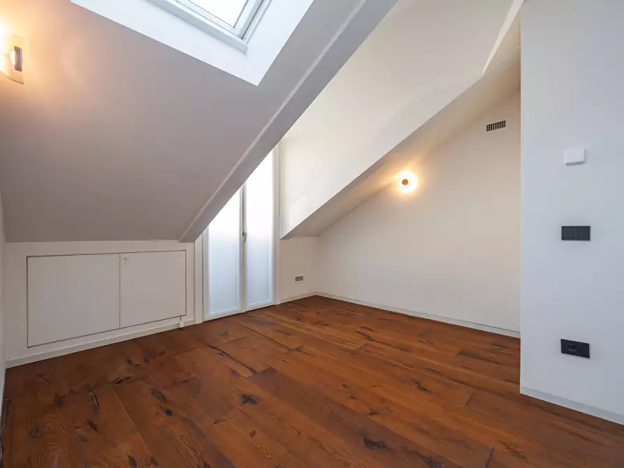 Immagine 13 di Attico in affitto  in Corso Giacomo Matteotti a Torino