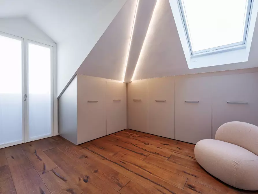 Immagine 33 di Attico in affitto  in Corso Giacomo Matteotti a Torino